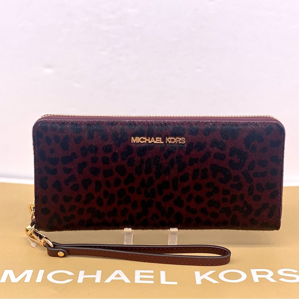 Michael Kors Leopard Print Large Continental Wallet - Picture 9 of 16